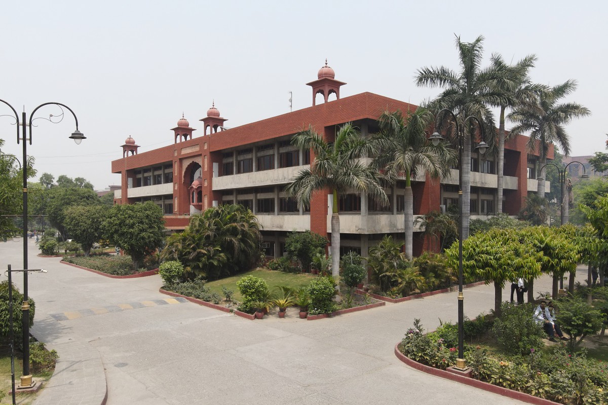 galimgs/Campus/bnd.jpg